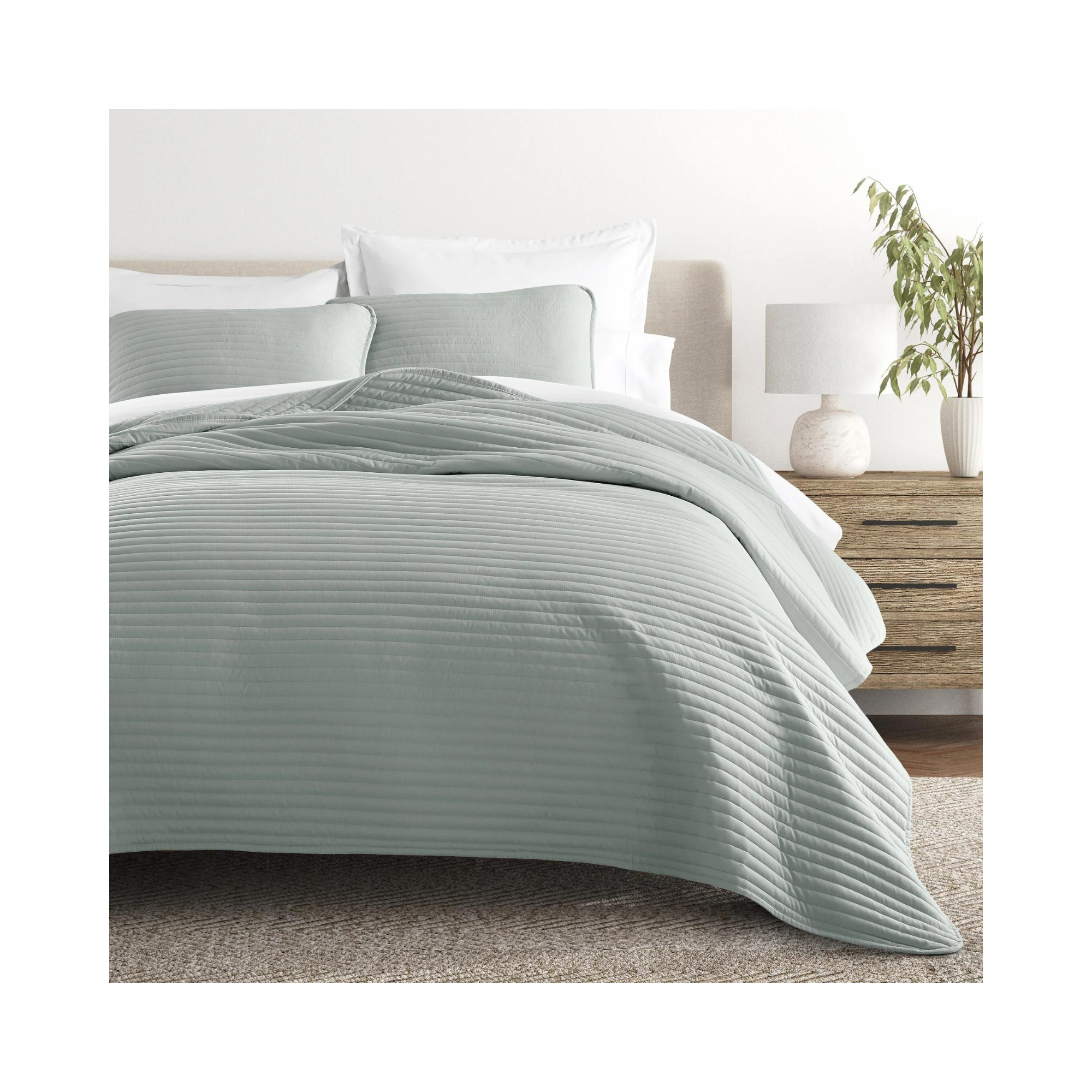 Eucalyptus Stripe Stitch Quilt