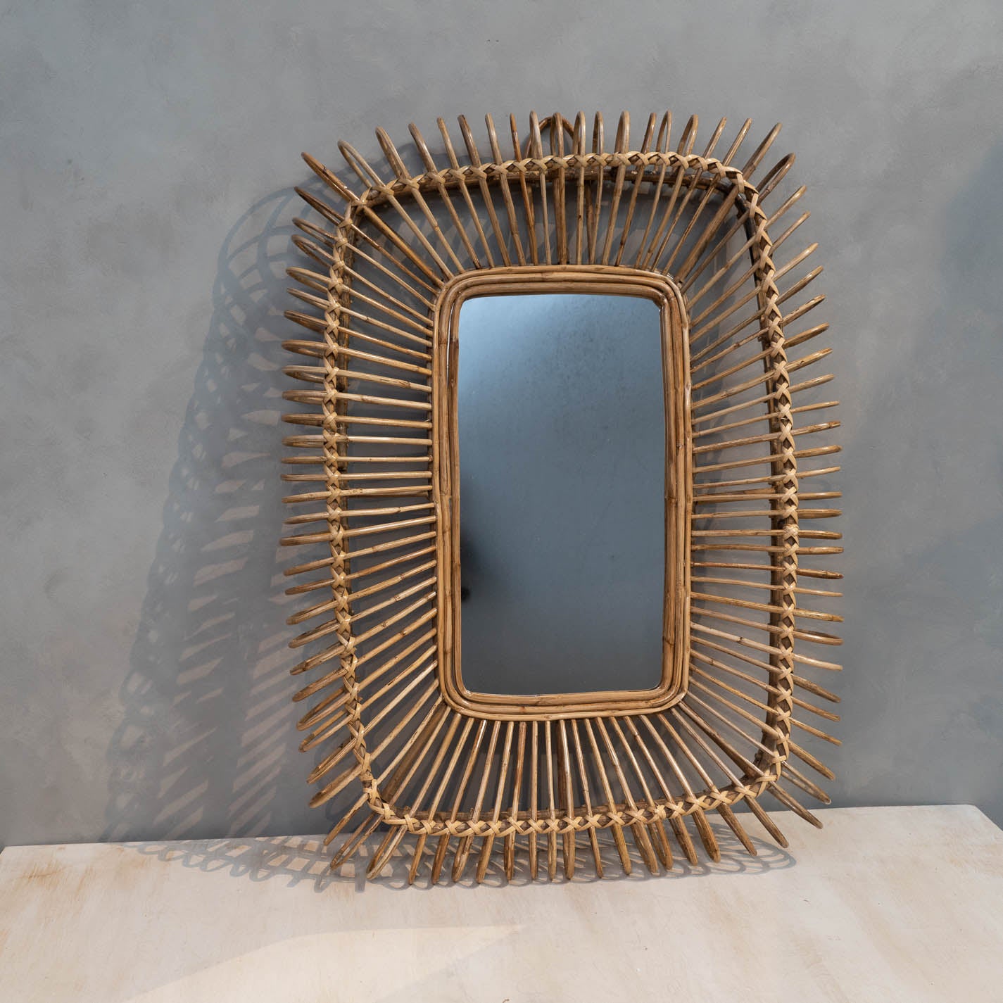 Rectangle Woven Round Mirror