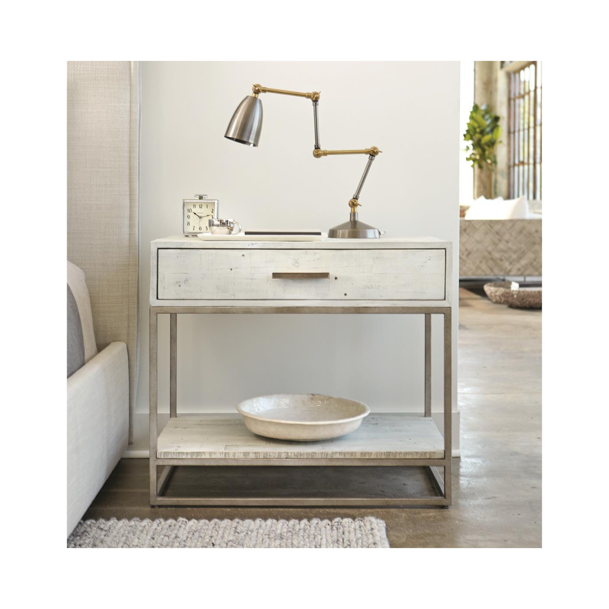 Alvar Nightstand