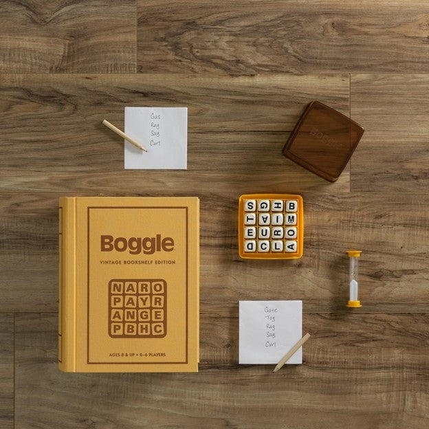 Boggle Bookshelf Board Game