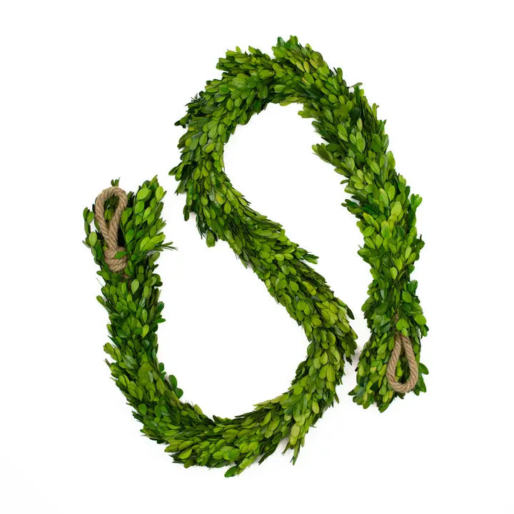 Boxwood Garland