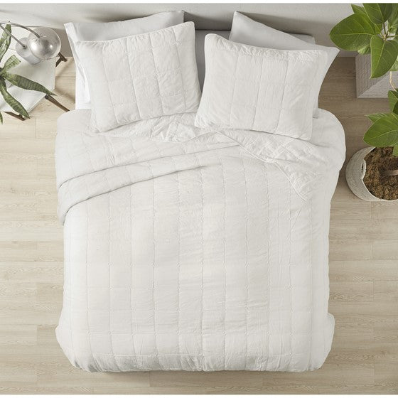 Gema 3 Piece White Coverlet Set